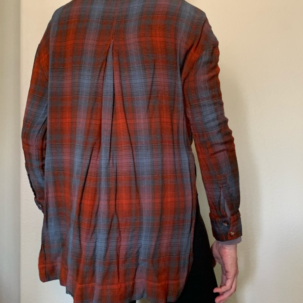 Button down - Picture 4 of 5